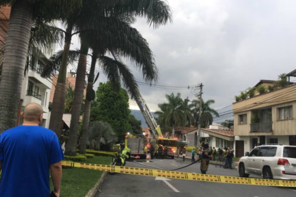 Habrían provocado incendio para ocultar el asesinato de dos mujeres en Medellín
