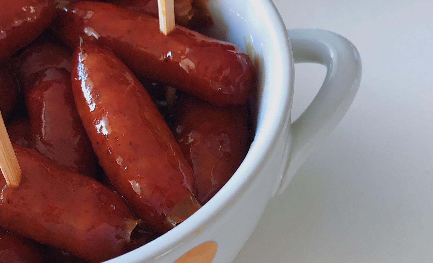 Con cuatro ingredientes prepara esa receta de chorizos caramelizados