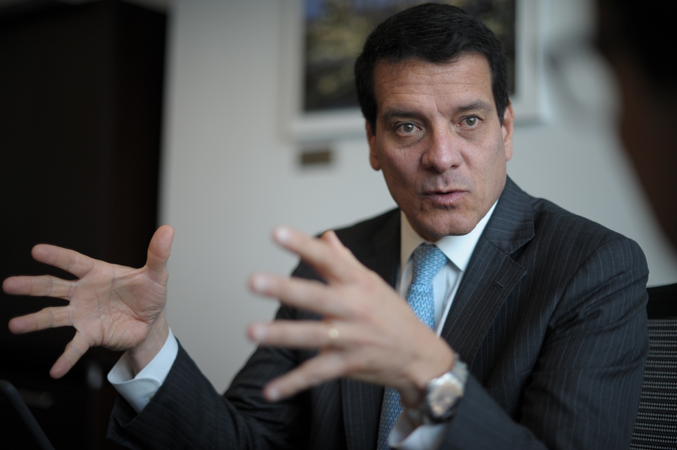 Abren investigación al presidente de Ecopetrol por derrame de crudo en La Lizama