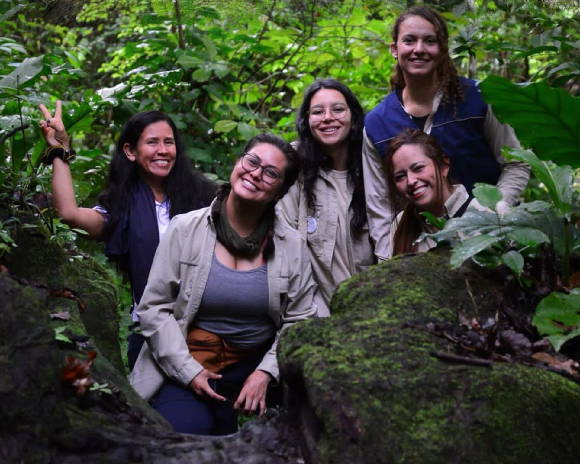 en la Serranía del Perijá, comunidades campesinas están transformando un territorio marcado por la violencia en un destino de turismo comunitario donde la naturaleza, la memoria y la resiliencia se entrelazan.