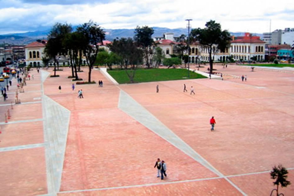 600 jóvenes limpiarán la Plaza España en el centro de Bogotá