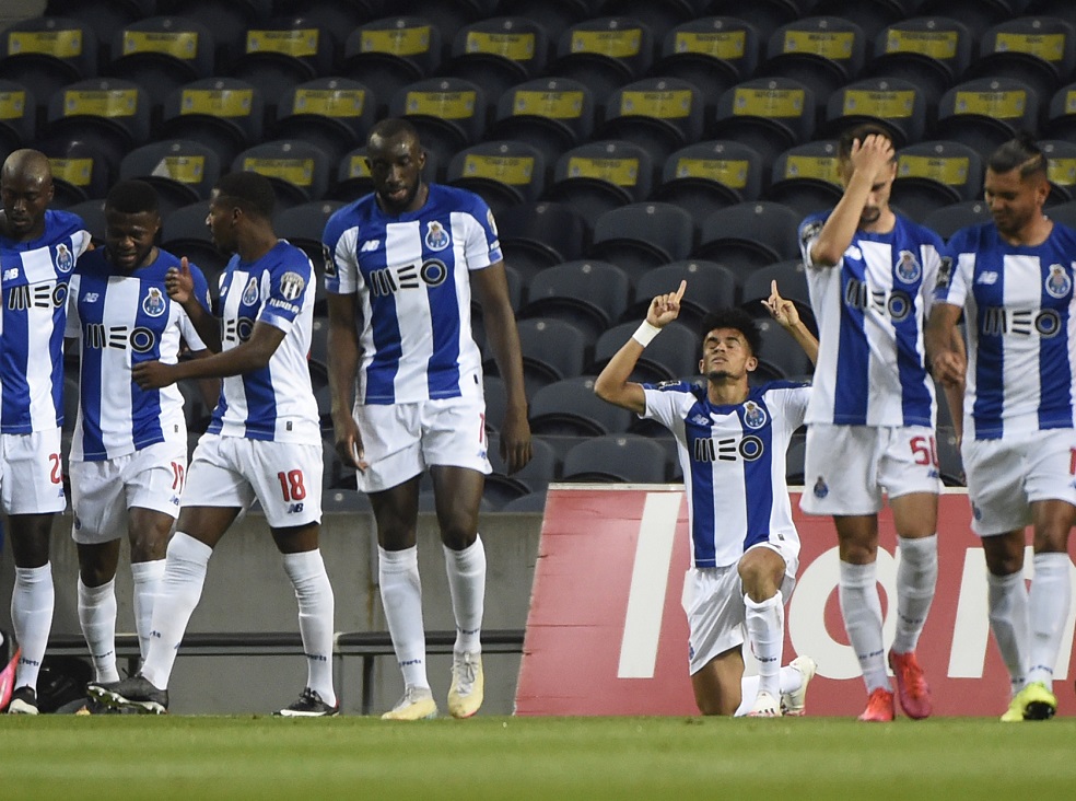 Luis Díaz lideró la goleada del Porto