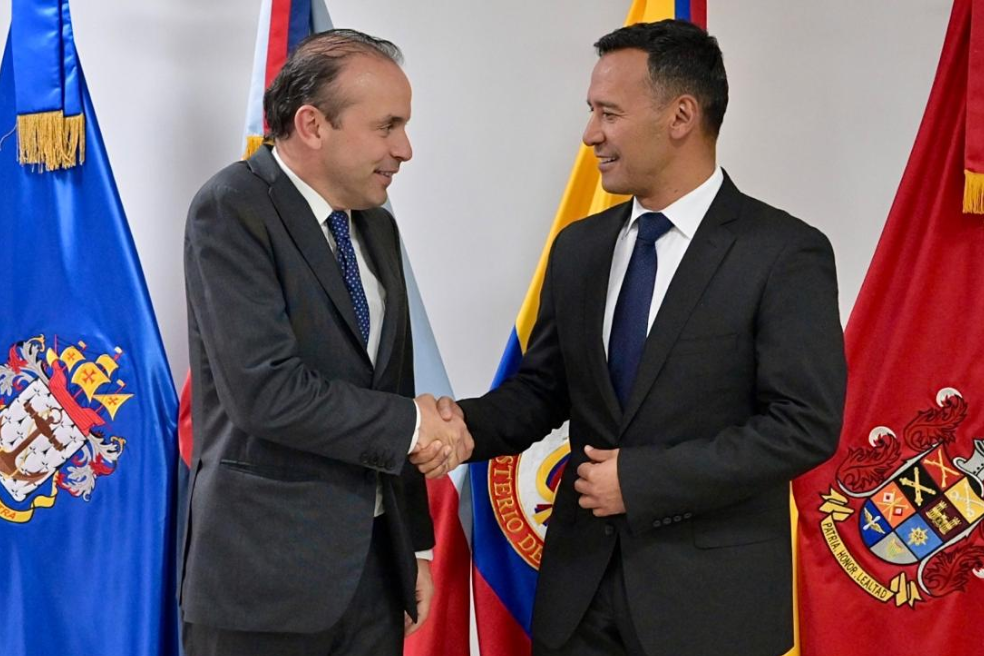 Ministro de Defensa y alcalde Éder se reunieron tras ataque con explosivos en Cali