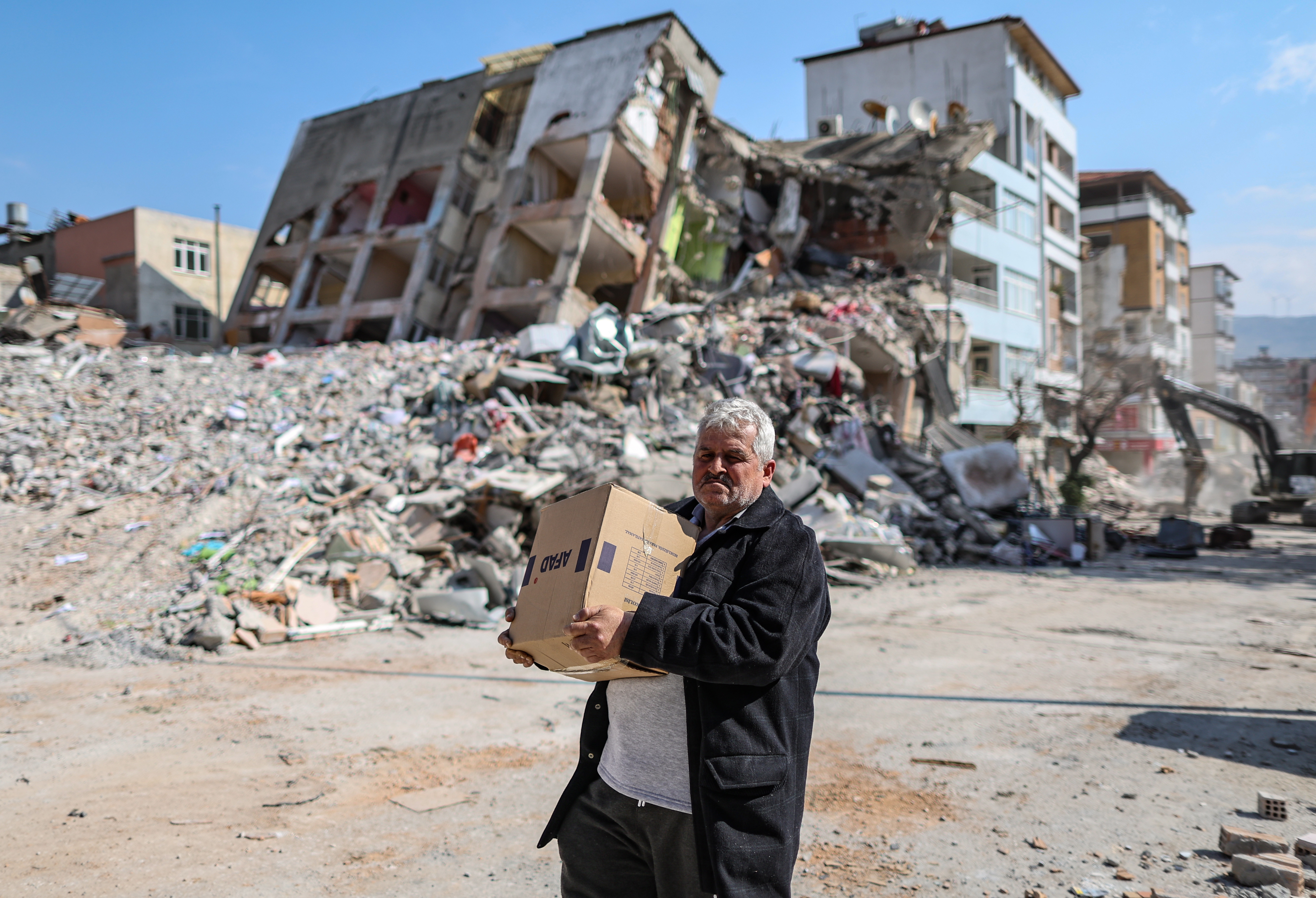 No paran las réplicas en Turquía: nuevo sismo de magnitud 5,3