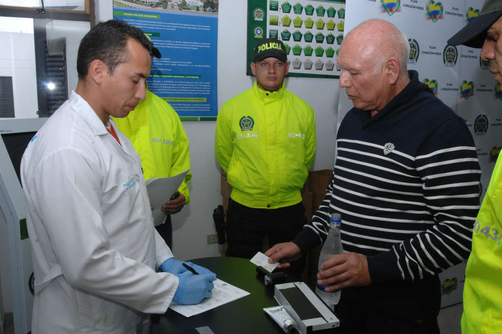 La cuestionada firma de ‘El Papero’
