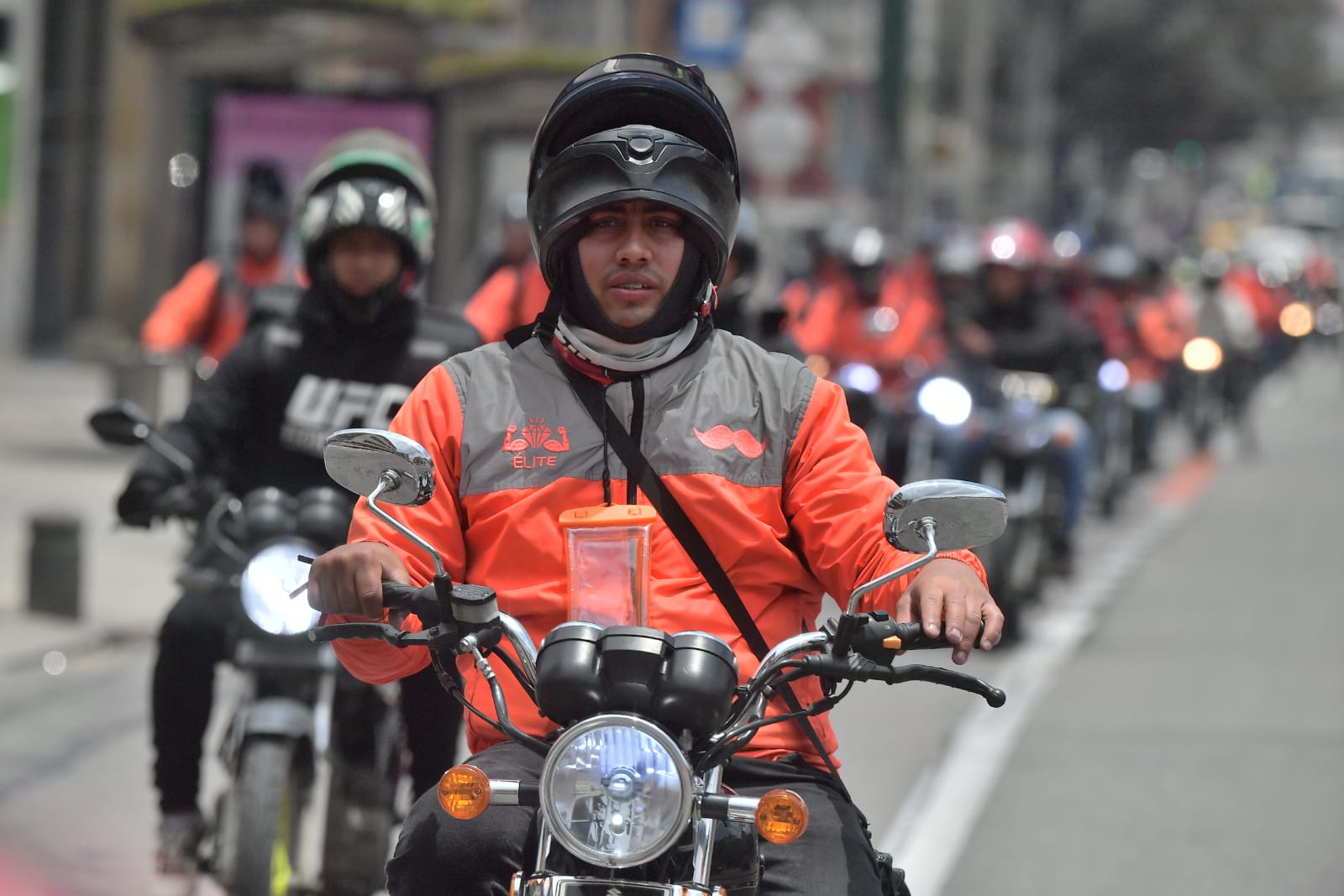 Trabajadores de plataformas en Bogotá se oponen a la reforma laboral, ¿por qué?