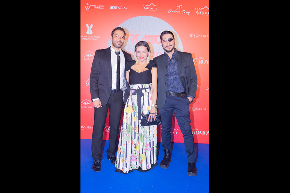 Premios al talento y la moda Caleña 2022
este viernes 14 de octubre se llevaron a cabo los premios al talento y la moda vallecaucana en el teatro municipal de Cali