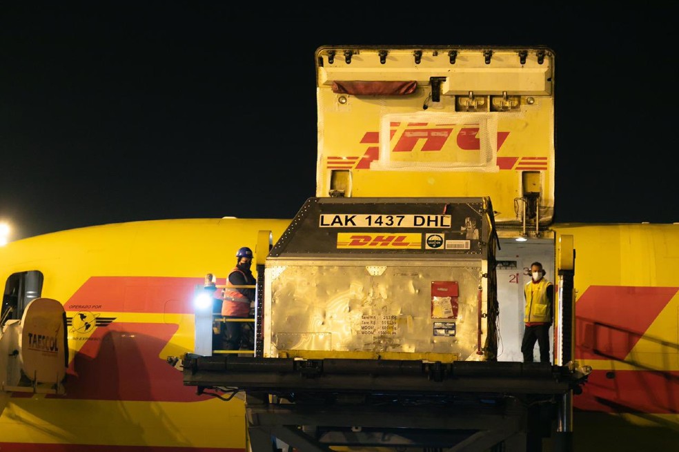 Autoridad sanitaria de EEUU dice que vacunados contra covid pueden viajar con precauciones