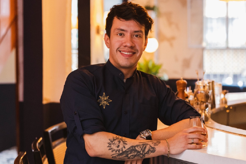 Guillermo Rivera: el estilo de la atención latina