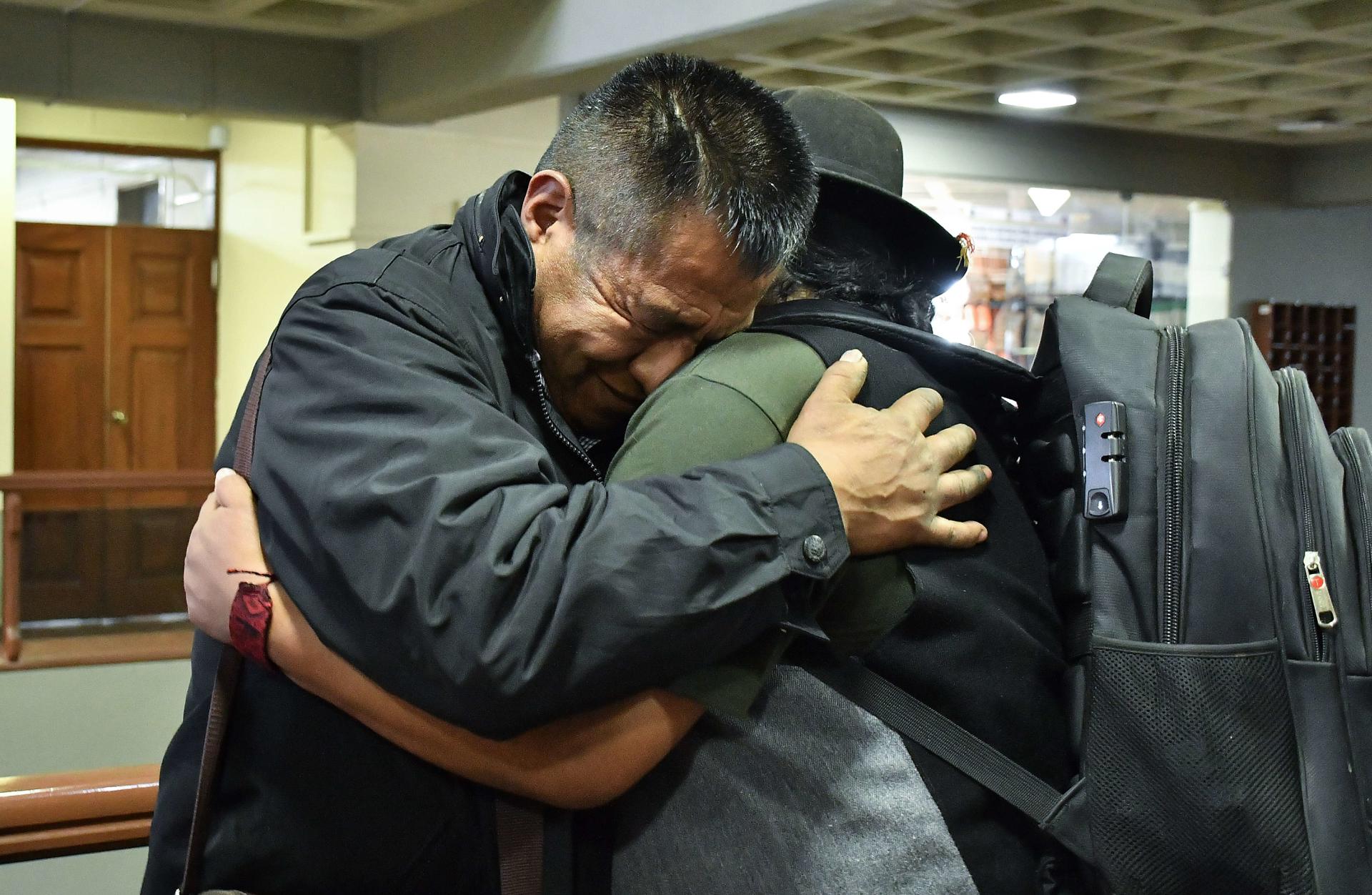 Bolivia envía a la cárcel a dos jesuitas por encubrir a sacerdote pederasta