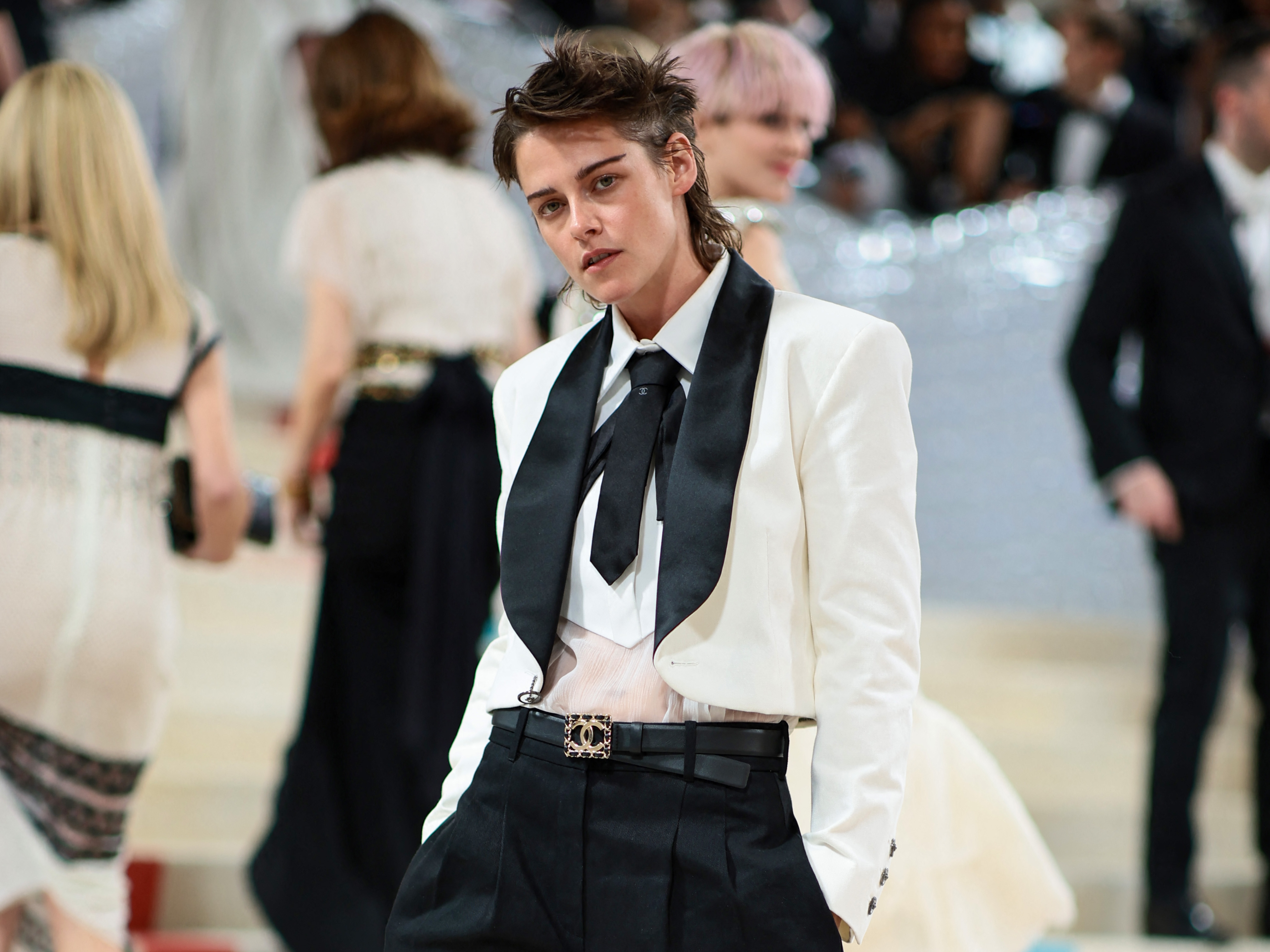 ¿Cuál es el estilo ‘tomboy’ y cómo puede usarlo?