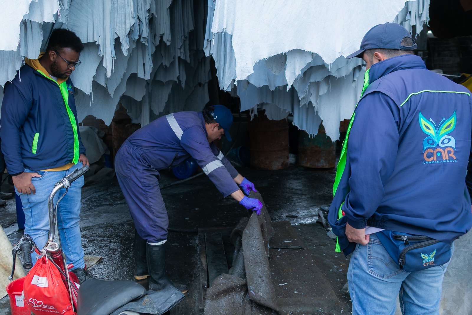 Minería ilegal lidera infracciones ambientales: balance de la CAR en 2025