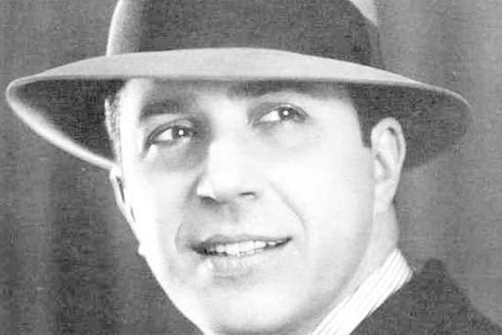 Hallan documento que confirma que Carlos Gardel nació en Francia
