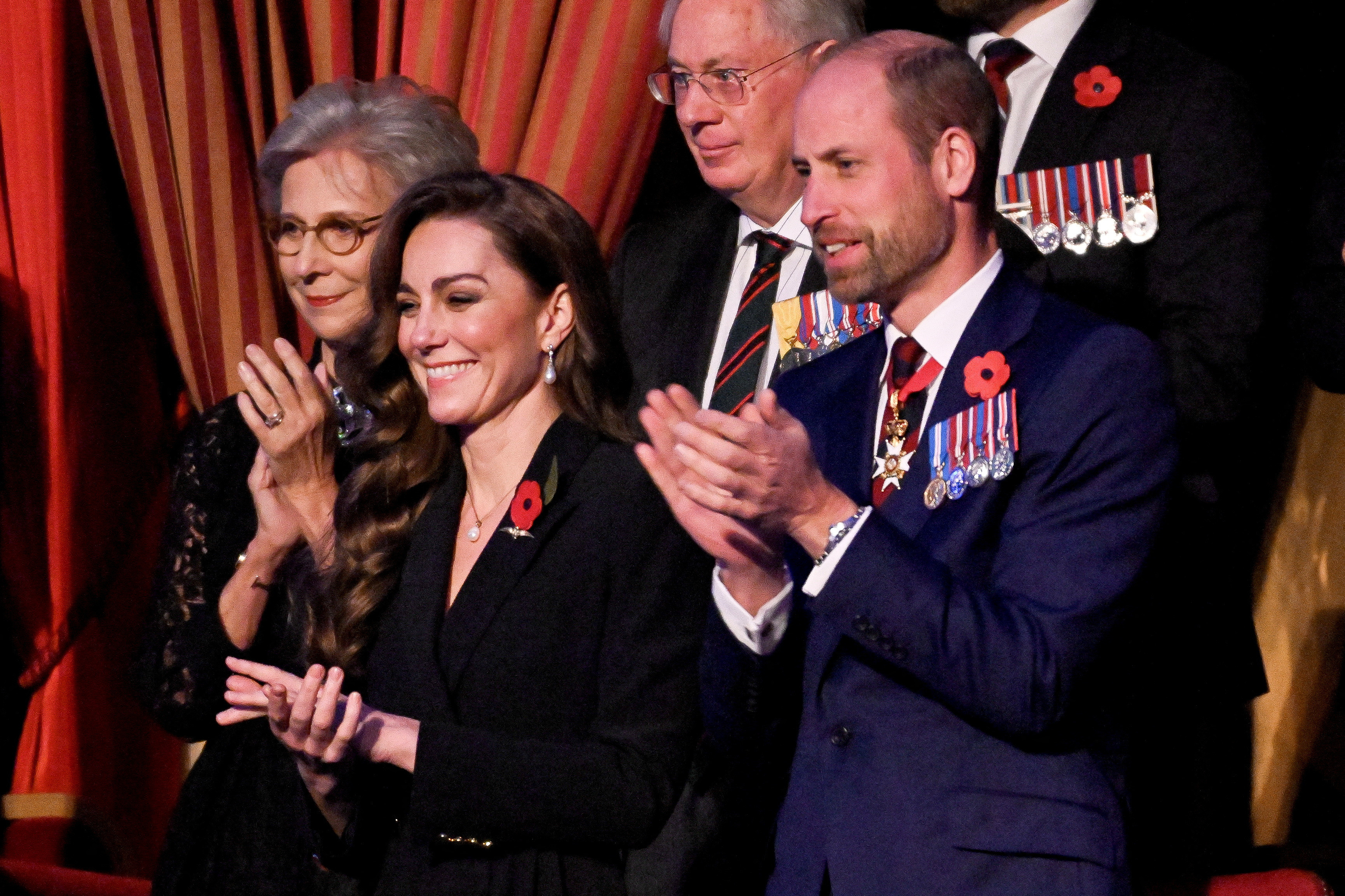 Tarjeta de Navidad de William y Kate tendría mensaje oculto. Esta es la imagen