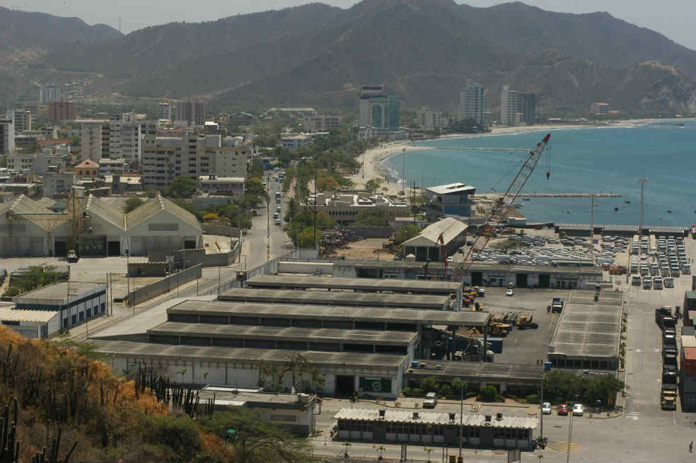 Prohiben transporte de carbón por las calles de Santa Marta