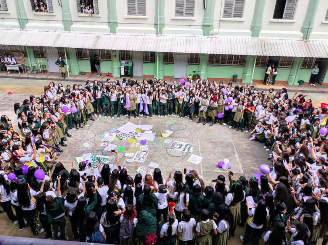 ¿Qué sucede en el CEFA, el colegio donde sus alumnas se rebelaron contra el acoso?