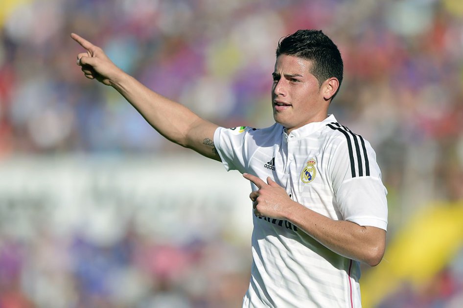 Bola a James