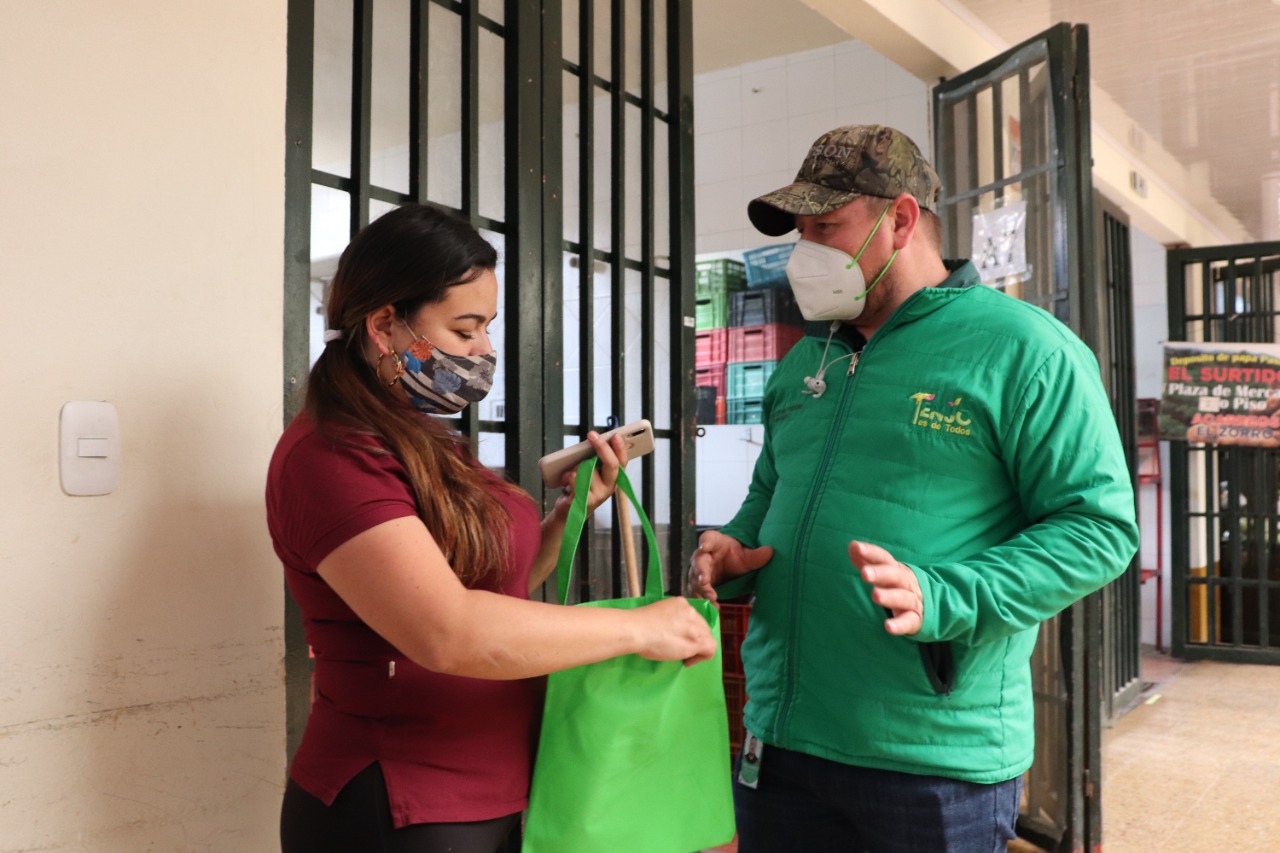 La estrategia de Tenjo para reducir las bolsas plásticas en Cundinamarca