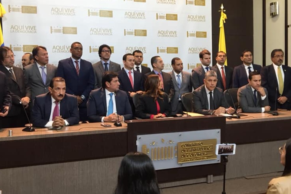 Más oposición a la tributaria: Cambio Radical también dice no a la reforma