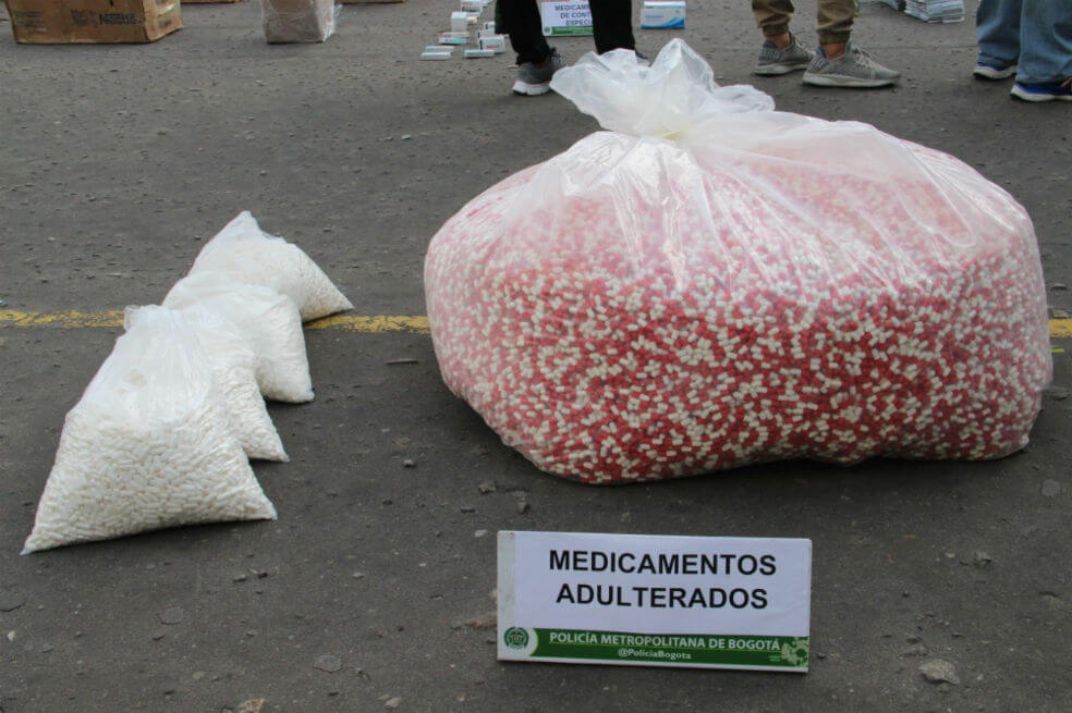 Incautan cerca de seis toneladas de medicamentos adulterados en Bogotá