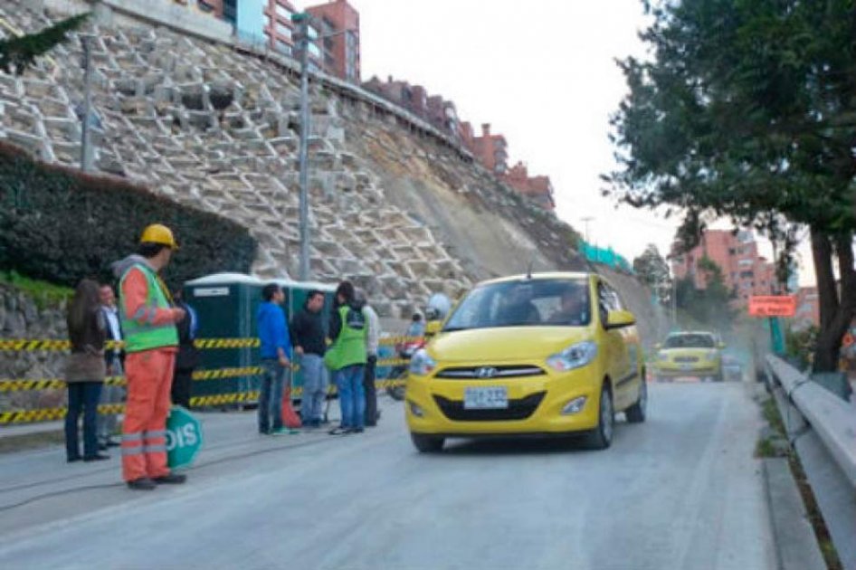 Habilitan paso vehicular en la avenida Circunvalar