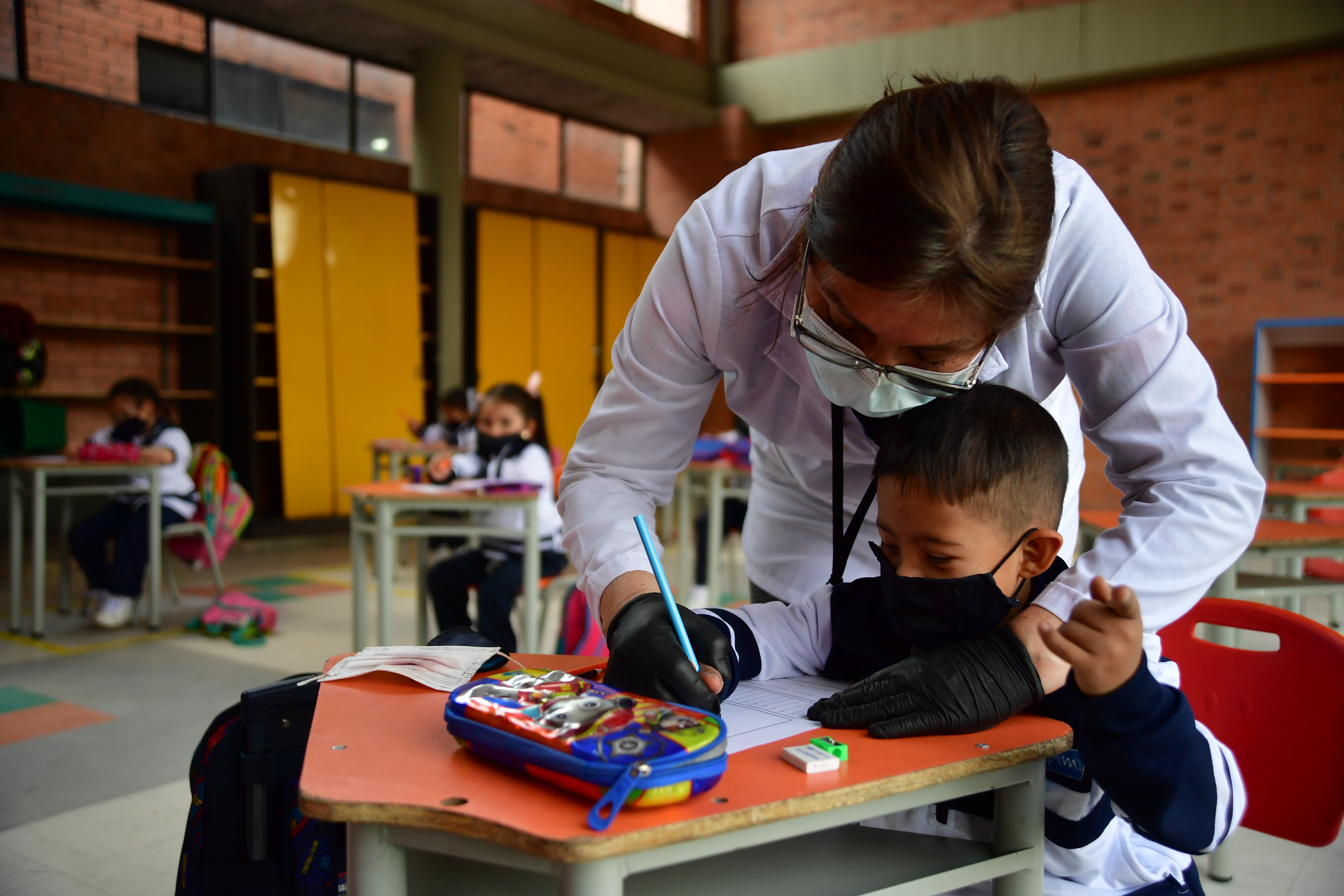 Bogotá pidió vacunas al Ministerio de Salud para inmunizar docentes