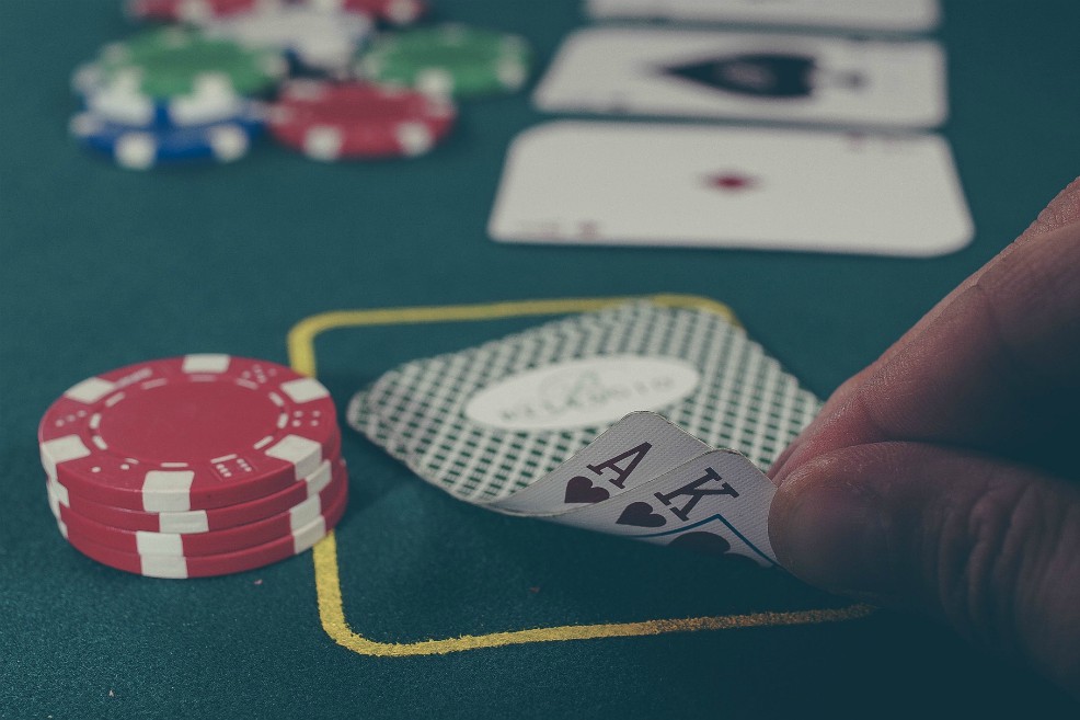 Sexo, casino y coches de lujo: riesgos del tratamiento contra el Parkinson
