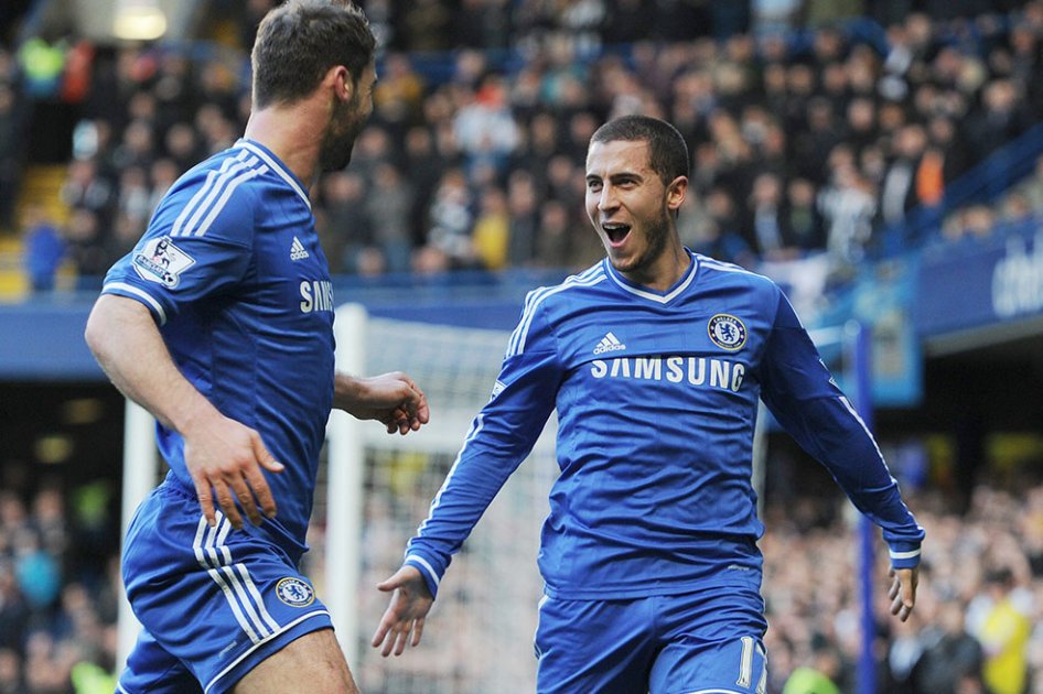 Chelsea ganó y es nuevo líder de la Premier League