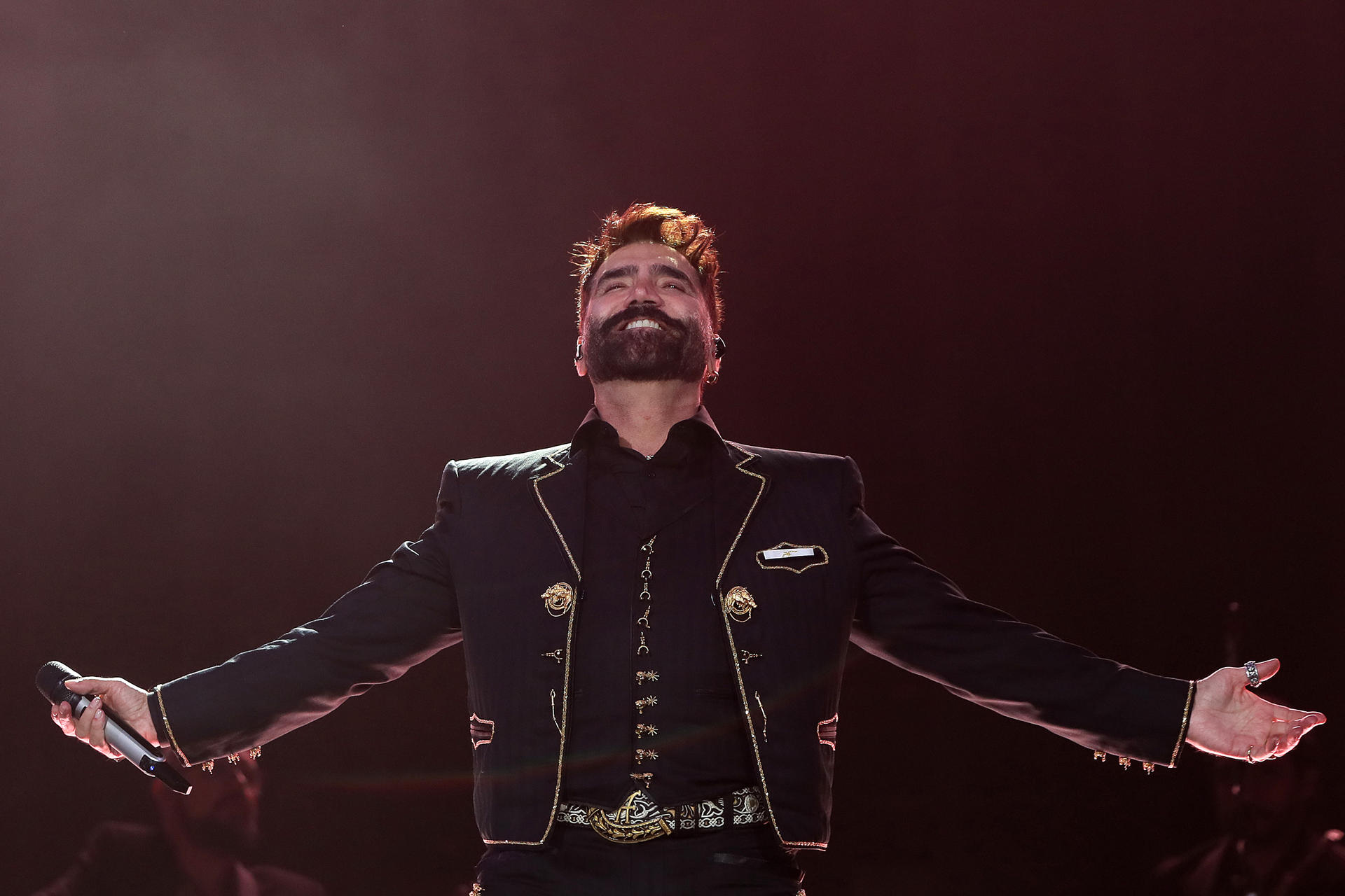 Concierto de Alejandro Fernández en Medellín: horarios, artista invitada y más