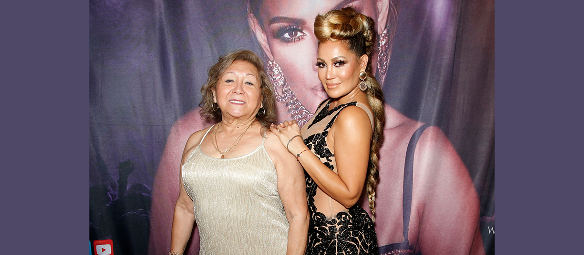 Mamá de Jennifer Lopez confiesa que rezó para que Ben Affleck buscara a su hija