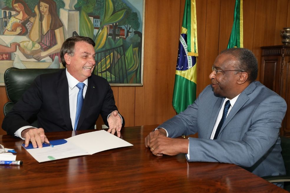 Ministro de Educación designado por Bolsonaro renuncia por mentir en su hoja de vida