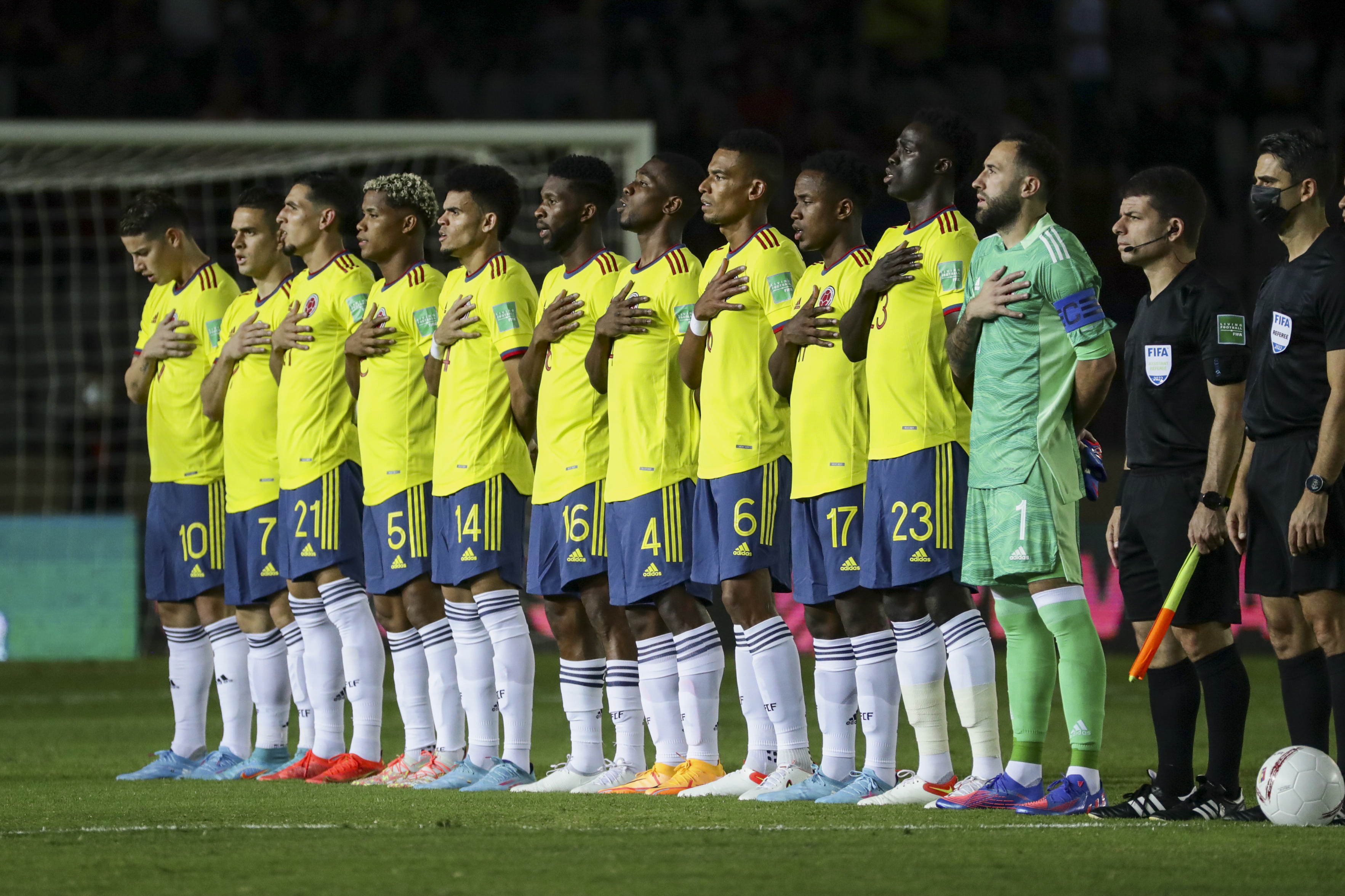 Colombia le ganó a Venezuela, pero Perú hizo lo propio ante Paraguay