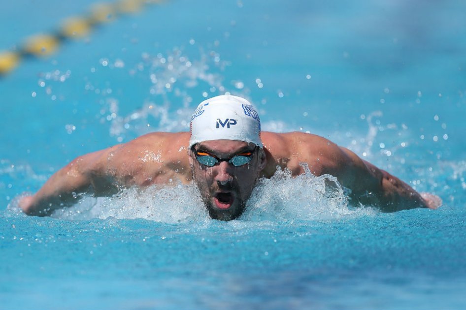 Michael Phelps ganó en los 100 metros mariposa con una marca de 52.92. Foto: AFP