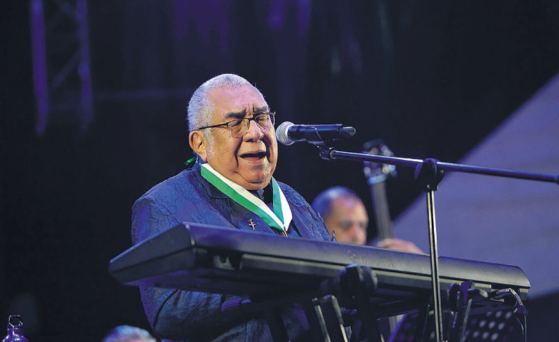 Alci Acosta: la voz de las canciones tristes