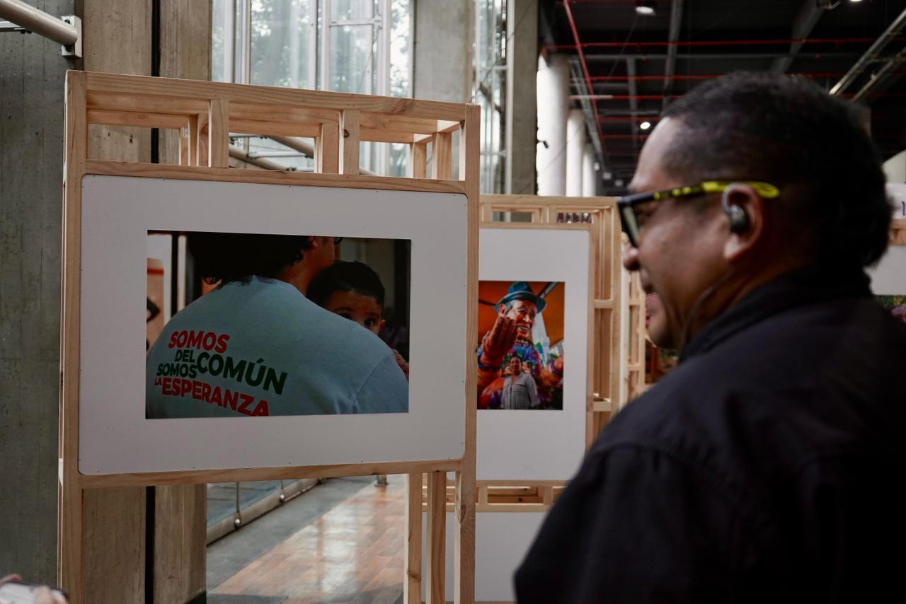En el evento de la ARN en Maloka hubo una exposición de fotos tomadas por firmantes de paz.
