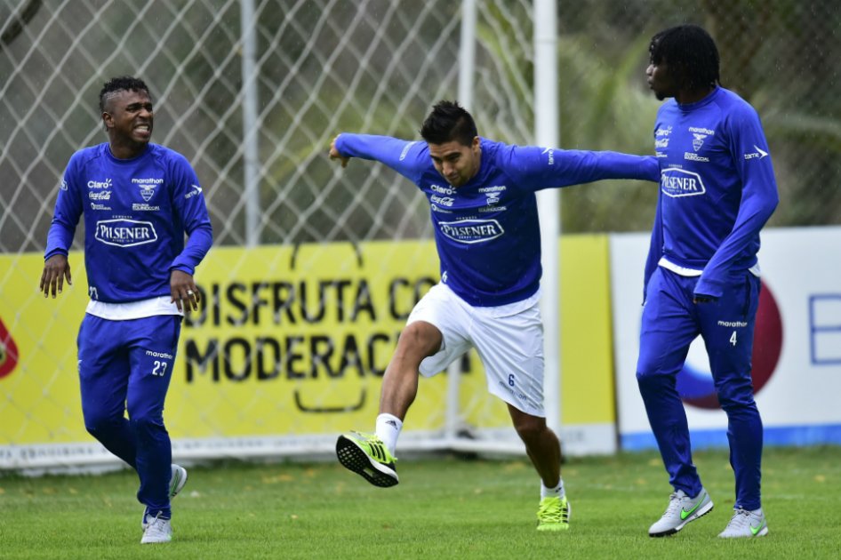 Ecuador da vuelta a la página de triunfo sobre Argentina y piensa en Bolivia