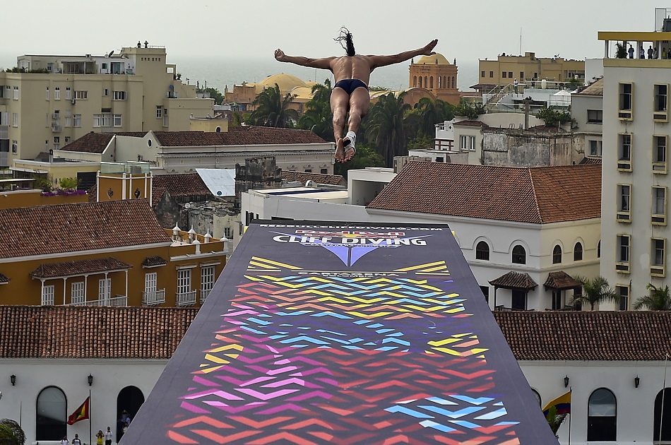 Orlando Duque, tercero en el Red Bull Cliff Diving de Cartagena