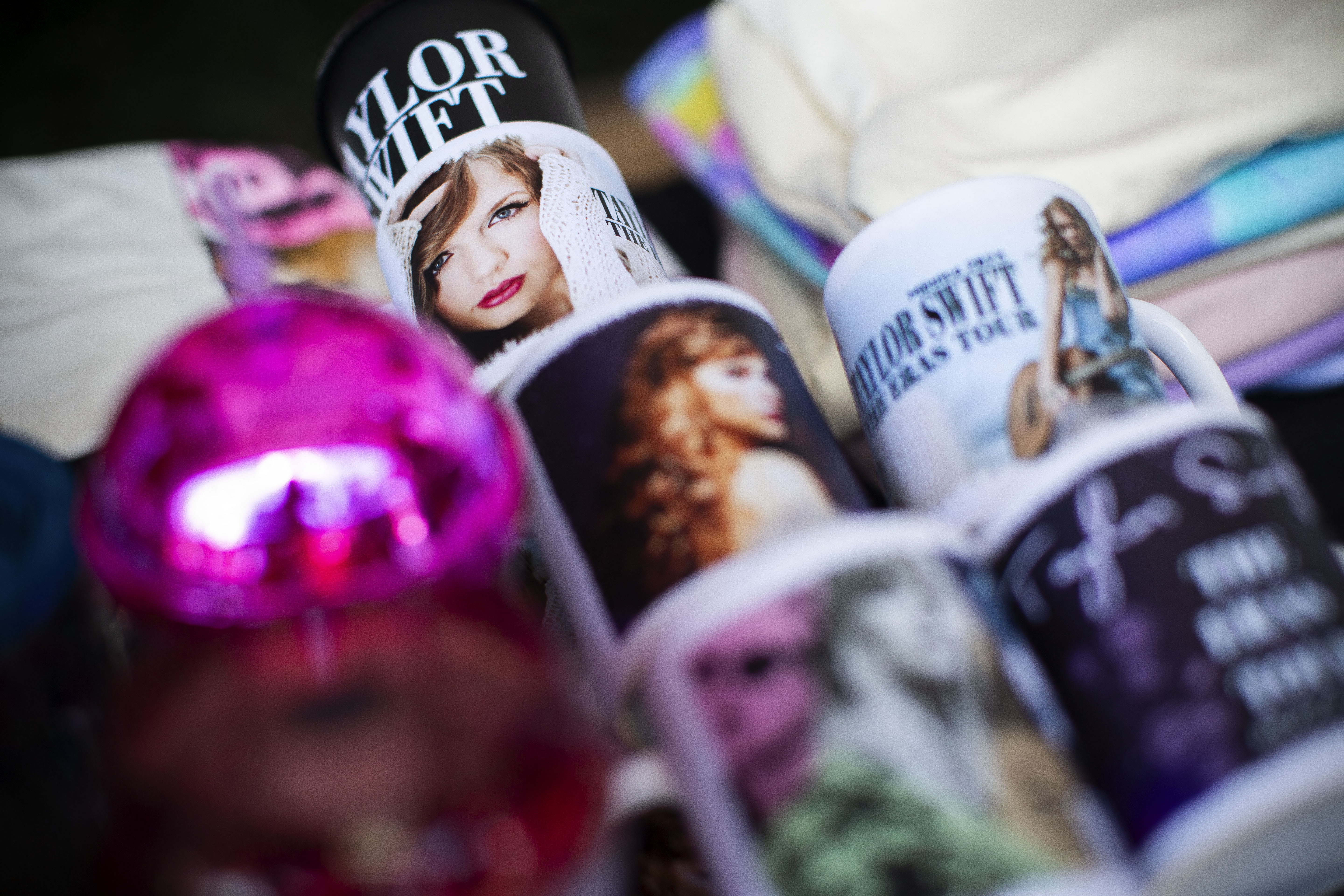 Taylor Swift se pronuncia ante la muerte de una fan antes de su concierto en Brasil