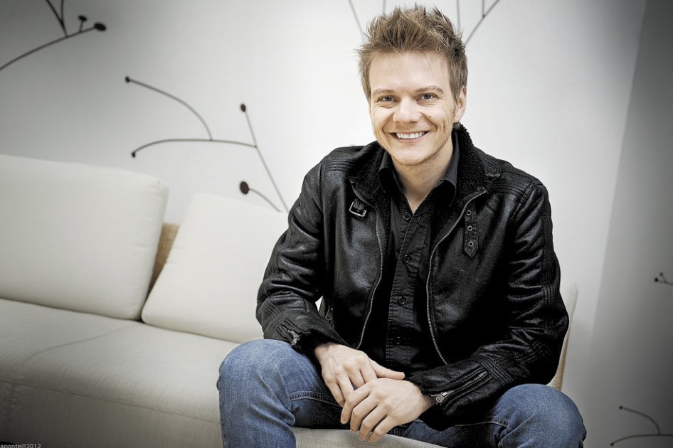 Michel Teló cantará junto a Carlos Vives