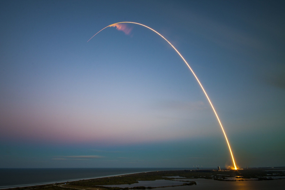 Emiratos Árabes entra en la carrera espacial con el lanzamiento de su primera sonda a Marte