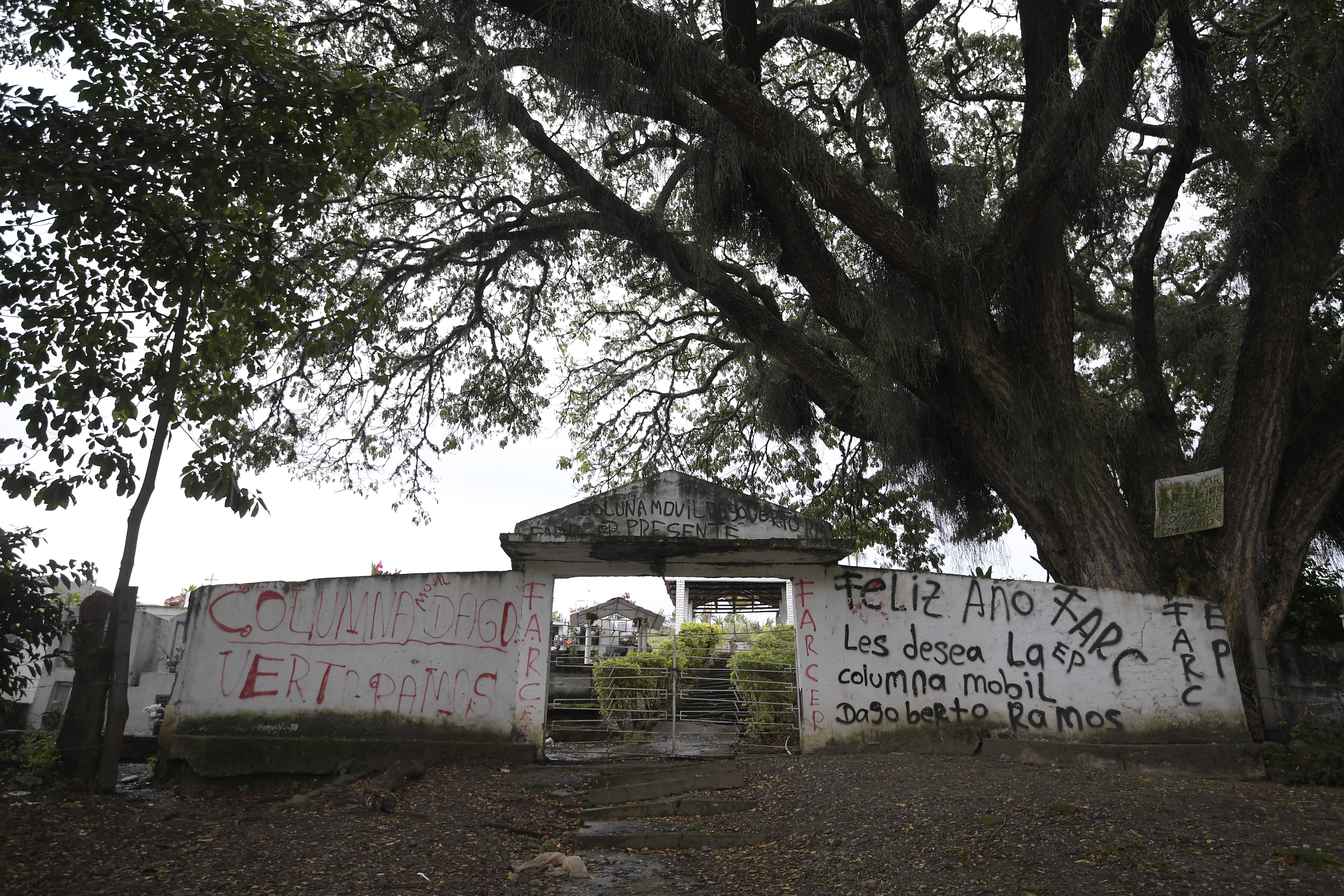 “Dos mesas de diálogos de paz simultáneas pueden traer riesgos”