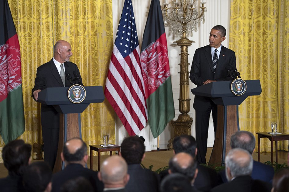 Obama desacelera retiro de tropas de EE.UU. en Afaganistán