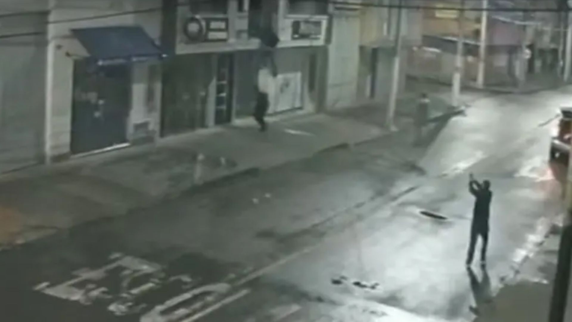 Banda de delincuentes tiene azotados a comerciantes en Barrios Unidos