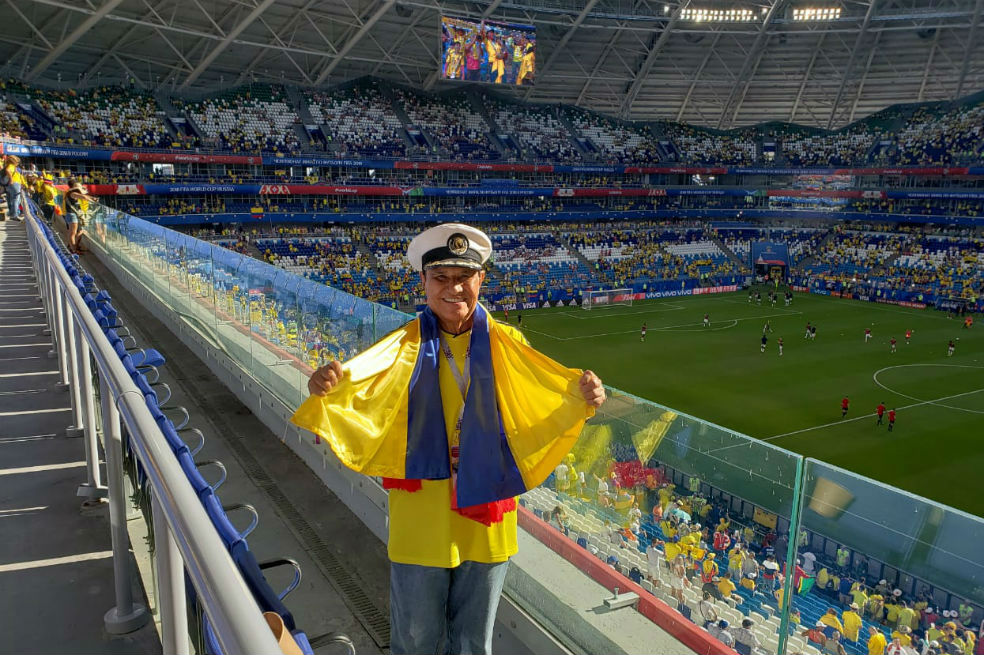 El hombre que ha llevado a más de 2.000 colombianos a los mundiales