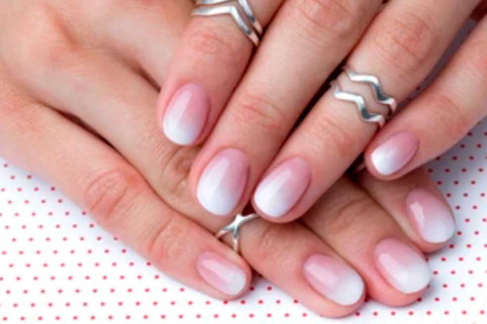 Uñas en gel: Guía para lograrlo sin fallar en el intento