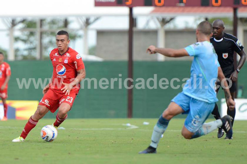 En duelo por el descenso, América y Jaguares empataron sin goles