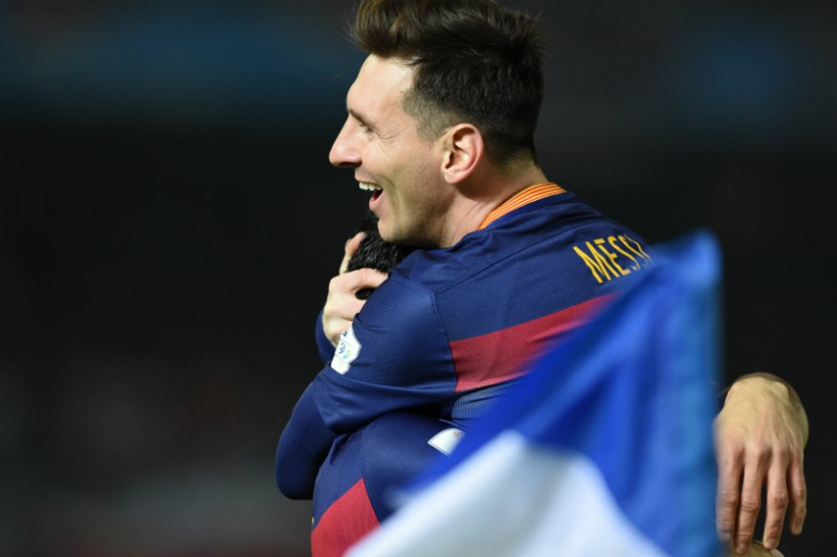 Messi llegó a Argentina para pasar Navidad en su natal Rosario
