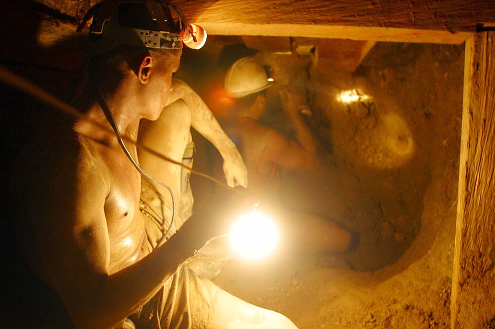 Avanza campaña para frenar nuevos títulos mineros