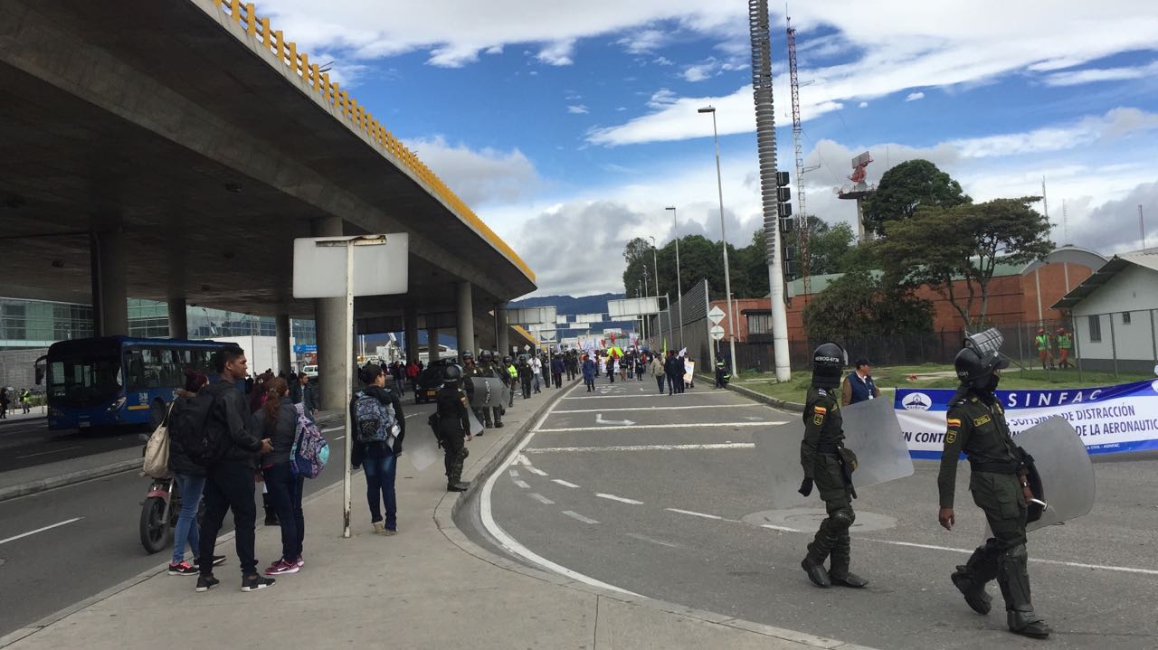 Se normaliza servicio de Transmilenio por la calle 26