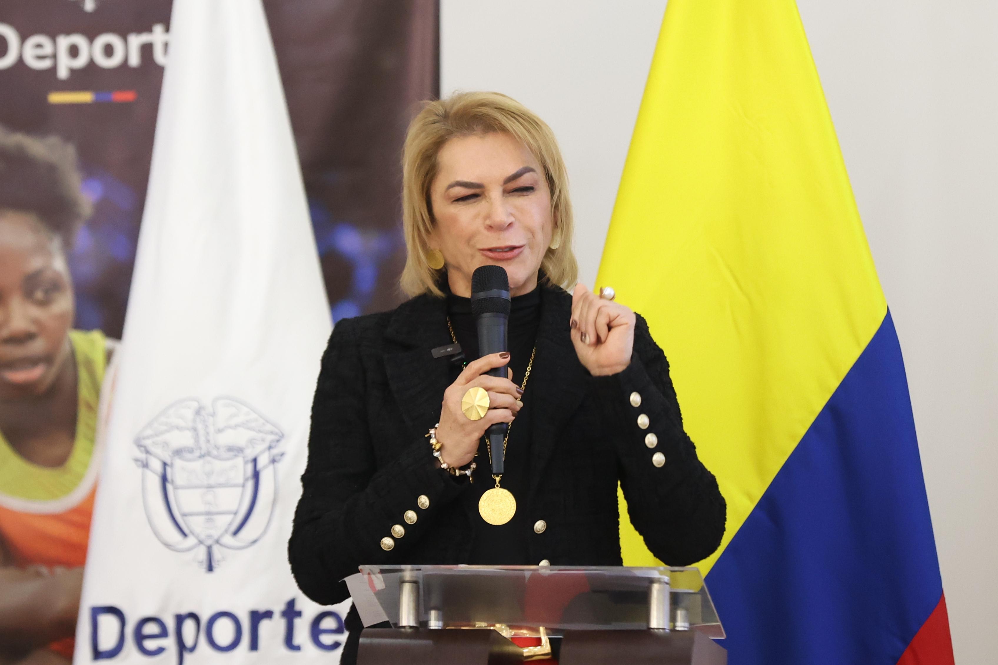 Patricia Duque, ministra del deporte, durante el evento de lanzamiento de la Cuenta Satélite del Deporte Nacional.